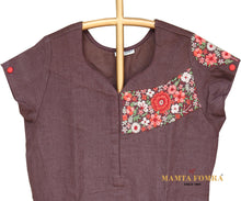 Load image into Gallery viewer, Brown Linen Han Embroidered Kurta
